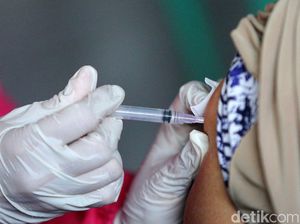 Giliran Pelaut Mulai Disuntik Vaksin COVID