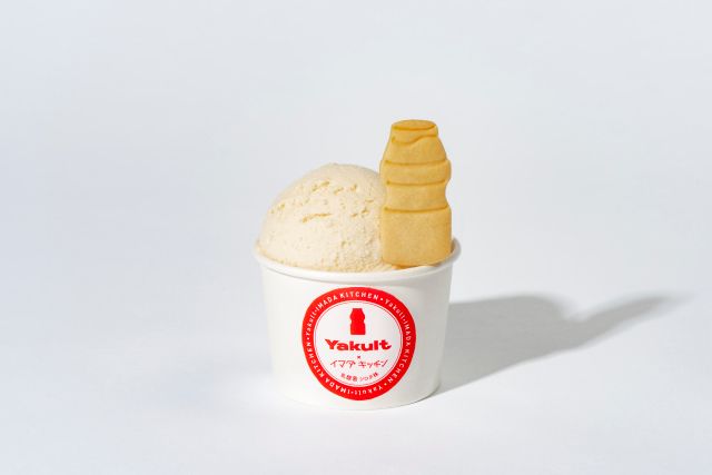 Baru! Yakult Punya Toko Dessert dan Luncurkan Es Krim Rasa Yakult