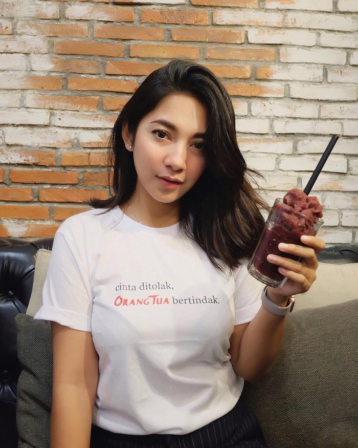 Dinda Kirana Dinda Kirana