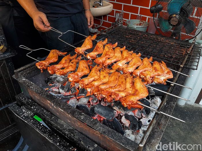 Sayap Ayam Pedas Manis ala Malaysia Buatan Pilot Ganteng! - Foto 4