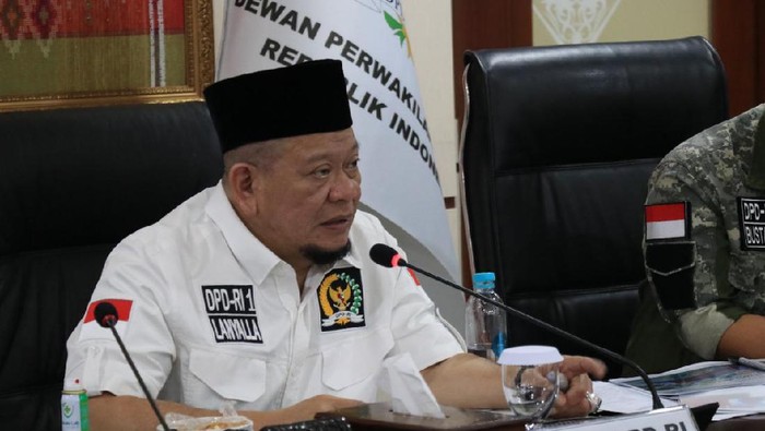 Ketua DPD RI, AA La Nyalla Mahmud Mattalitti