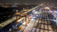 Kemudian dalam penanganan ekonomi, keputusan Jokowi untuk menggunakan APBN untuk menyelesaikan proyek Kereta Cepat Jakarta-Bandung menuai banyak pro dan kontra. Hal ini akan menjadi catatan negatif Sang Presiden. Istimewa/PT KCIC