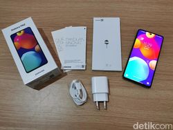 Unboxing Samsung Galaxy M62, Baterainya Super Besar