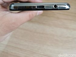 Unboxing Samsung Galaxy M62, Baterainya Super Besar