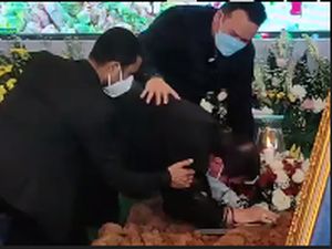 Begini Prosesi Upacara Pemakaman Mendiang Istri Yasonna Laoly