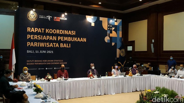 Wajib Dites Swab dan Karantina Lima Hari, Begini Alur Kedatangan Wisman Saat Masuk Bali
