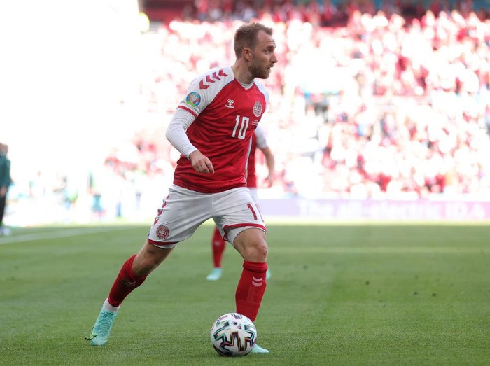 1323213151 COPENHAGEN, DENMARK - JUNE 12: Christian Eriksen of Denmark in action during the UEFA Euro 2020 Championship Group B match between Denmark and Finland on June 12, 2021 in Copenhagen, Denmark. (Photo by Friedemann Vogel - Pool/Getty Images)