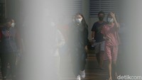 Pasien virus Corona (COVID-19) yang dirawat di Rumah Sakit Darurat (RSD) Wisma Atlet, Kemayoran Jakarta masih meningkat. Per hari ini, jumlah pasien yang dirawat di Wisma Atlet mencapai 4.836 orang.