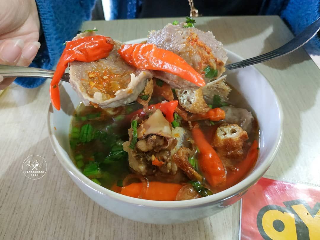 5 Bakso Kuah Cabe Yang Pedas Nyengat Dijamin Bikin Gobyos Halaman 2