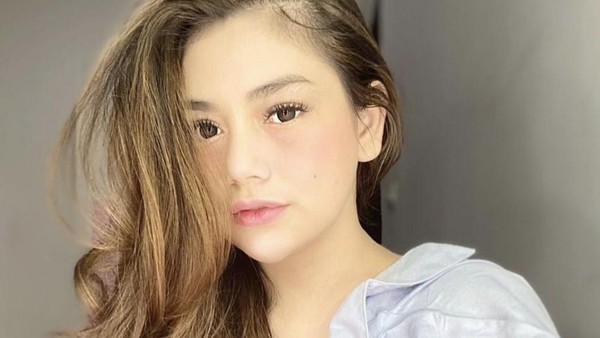8 Artis Indonesia Tajir Walau Tak Tamat SMA, Ada yang Hanya Lulusan SD