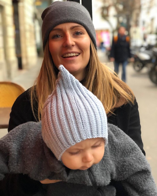 Dilansir The Sun, Sabrina Kvist dan Christian Eriksen sudah sembilan tahun menjalin asmara. Sejak 2012, mereka memang tidak terlalu banyak mengumbar soal hubungan selain foto-foto yang mereka unggah di media sosial. Dikatakan jika mereka jarang bergabung dengan dunia glamour London dan memilih untuk bersosialisasi dengan teman-teman skala kecil. Foto: Instagram Christian Eriksen