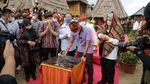 Menparekraf Dorong Kemajuan Desa Wisata Uma Lengge