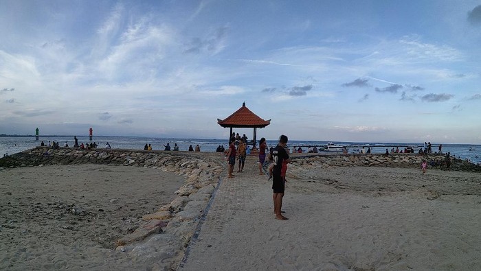 Potret Pariwisata Bali Mulai Menggeliat