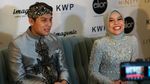 Senyum Semringah Lesti Kejora Pamer Cincin Usai Dilamar Rizky Billar