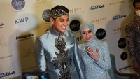 Selamat untuk Rizky Billar dan Lesti Kejora! Foto: Hanif Hawari/detikcom