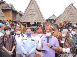 Rumah Adat Uma Lengge Bima Curi Perhatian Sandiaga dan Atta Halilintar