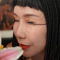 Aku pertama kali menyadari bulu mataku tumbuh di 2015. Itu terus tumbuh secara perlahan, menjadi lebih panjang dan lebih panjang. Aku pergi ke dokter untuk mencari tahu mengapa bulu mataku lebih panjang daripada kebanyakan orang. Dokter tidak bisa menjelaskan ini dan dia menganggap ini luar biasa, katanya dilansir situs Guinness World Record. Foto: Guinness World Records