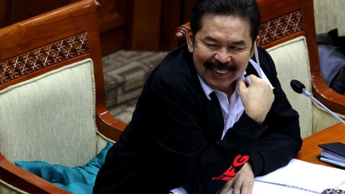 Jaksa Agung ST Burhanuddin hadiri rapat kerja bersama Komisi III DPR. Dalam raker itu DPR minta Jaksa Agung tindak lanjuti skandal impor emas Rp 47,1 triliun.
