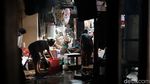 Banjir di Ciputat Surut, Warga Sibuk Bersih-bersih