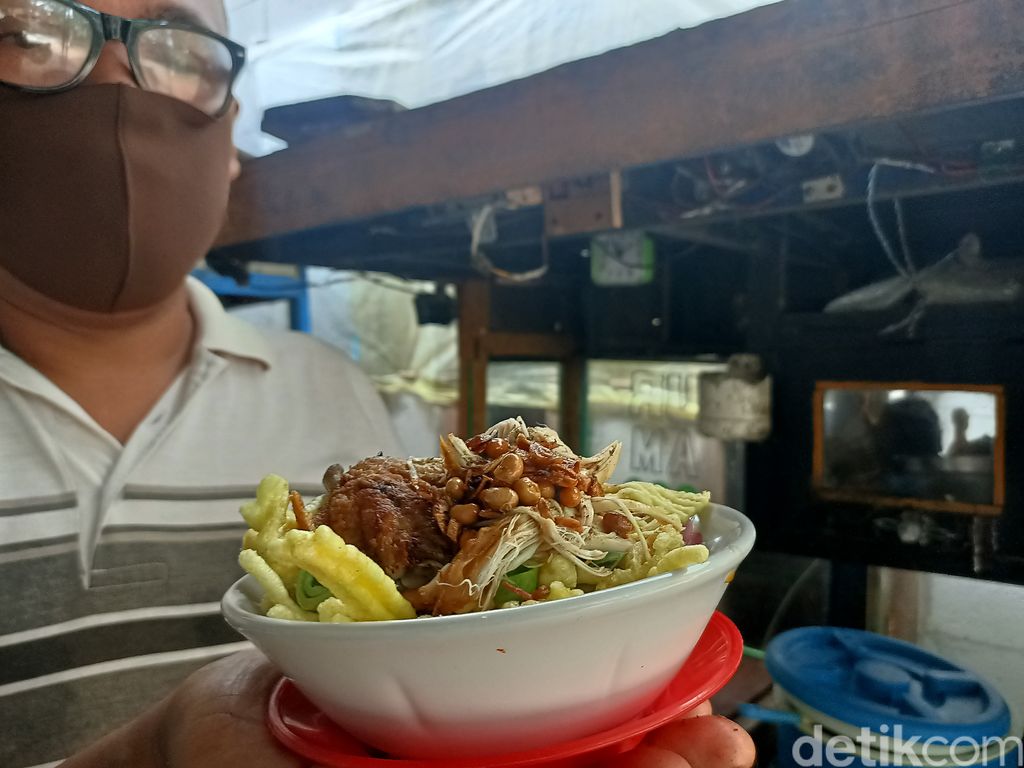 Bubur Ayam Cilamaya Asli Karawang yang Unik dan Legendaris