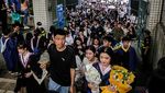 Cerianya Wisudawan di Wuhan Rayakan Kelulusan Tanpa Masker