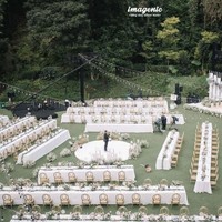 Gedong Putih di Lembang, Bandung, diubah menjadi selayaknya taman bunga dengan dekorasi cantik karya Elior Design.  Foto: Dok. Instagram/@imagenic, @eliordesign