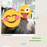 Niatnya cuma mau tanya lowongan pekerjaan saja, tapi pakai kirim foto segala. Ada yang pernah menemukan pelamar yang seperti ini juga? Foto: instagram.com/@duhreceh.id