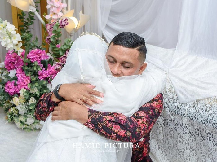 pernikahan Cristin dan Arib Lutfi Naufal. pernikahan Cristin dan Arib Lutfi Naufal.