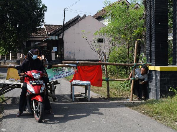 Gegara Klaster Hajatan, Akses Keluar-Masuk Desa di Madiun Dibatasi