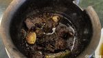 Kambing Rawit Pedas Mantap di Dalam Tempat Cucian Mobil