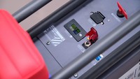 Bicara soal tenaga, Katalis Spacebar dibekali motor 1200 watt yang mampu mencapai kecepatan 50 km/jam. Sementara baterainya Lithium 48 volts dengan daya jelajahnya 60 kilometer. Foto: Imam Santoso/Katalis Company