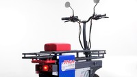 Sementara body-nya terbilang compact dengan ukuran panjang 1420 mm x lebar 200 mm x tinggi 1100 mm dengan bobot 60 kg. Foto: Imam Santoso/Katalis Company