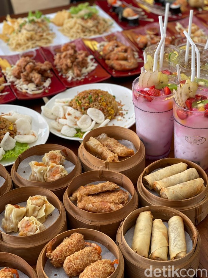 Kober Mie Setan Sediakan Menu Mie, Sushi hingga Dim Sum Buat Warga Probolinggo Kober Mie Setan Sediakan Menu Mie, Sushi hingga Dim Sum Buat Warga Probolinggo