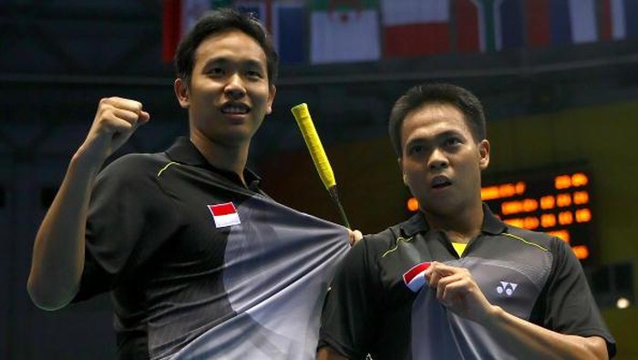 Markis Kido Tutup Usia, Lihat Lagi Aksinya Raih Emas di Olimpiade 2008 Mantan pebulutangkis Indonesia, Markis Kido, meninggal dunia. Aksinya bersama Hendra Setiawan saat harumkan nama bangsa di Olimpiade 2008 akan selalu dikenang.