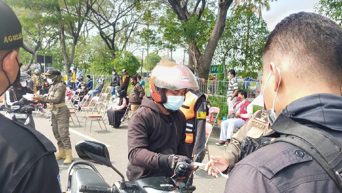Penyekatan di Suramadu