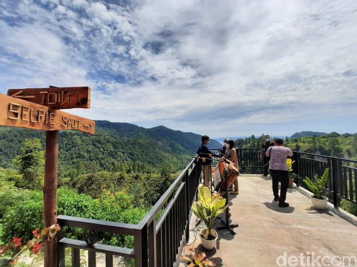 Rest Area Adian Nalambok