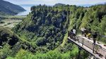 Potret Rest Area dengan Pemandangan Danau Toba