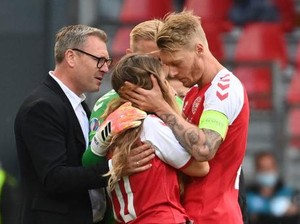 Punya Kapten seperti Simon Kjaer Bikin Schmeichel Bangga