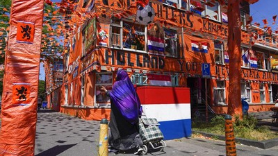 Semarak Euro 2020, Kota di Belanda Ini Jadi Serba Oranye