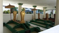 Selain bangunan bersejarah, peserta juga berziarah ke makan Bupati R.A Wiranatahkusumah II yang membangun Kota Bandung. (Bonauli/detikcom)