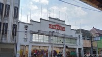 Dezon artinya matahari, banyak yang mengasumsikan bahwa tempat ini jadi asal muasal kelahiran brand Matahari. (Bonauli/detikcom)