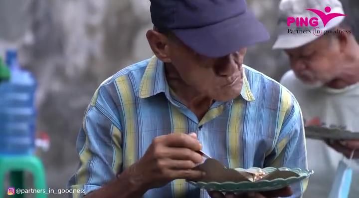 Salut! Warung Nasi Ini Sediakan Menu Rp 1.000 untuk Orang Tak Mampu