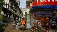 Nuansa Eropa juga bisa traveler dapat di Lembang, yaitu di Farm House. Di sini ada replika desa tradisional Belanda, Skotladia hingga Jerman. (Rafida Fauzia/detikcom)