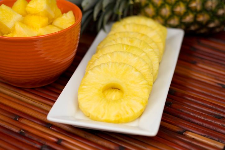 Cara memilih, memotong, dan menyimpan nanas yang benar