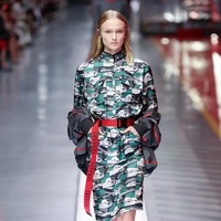 Bekerjasama dengan desainer Rocco Iannone, Ferrari menawarkan pilihan busana luxury-streetwear dalam estetika athleisure nan kekinian yang terbuat dari material berkualitas premium.  Foto: dok. Getty Images/Vittorio Zunino Celotto.