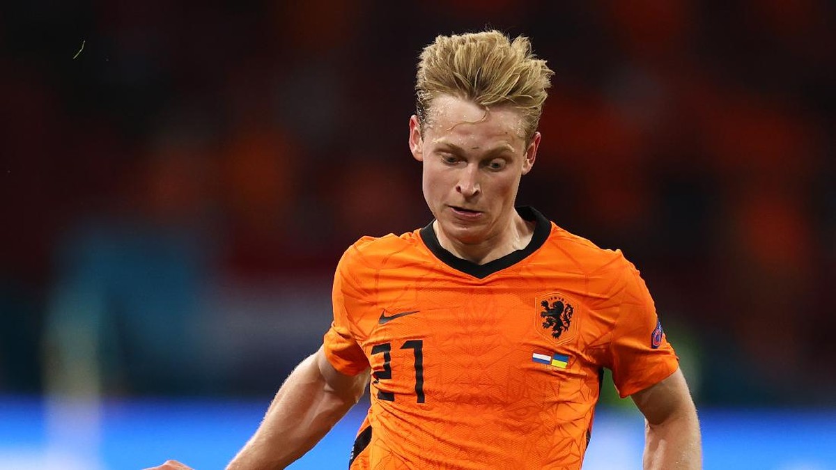 Frenkie de Jong menanggapi kritik kepada Timnas Belanda. (Foto: Getty Images/Dean Mouhtaropoulos)