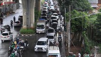 Juru Bicara Satgas COVID-19 Wiku Adisasmito dalam siaran YouTube BNPB, Selasa (15/4/2021) meminta daerah yang mengalami lonjakan kasus Corona ini memaksimalkan pembentukan posko di tingkat kelurahan.