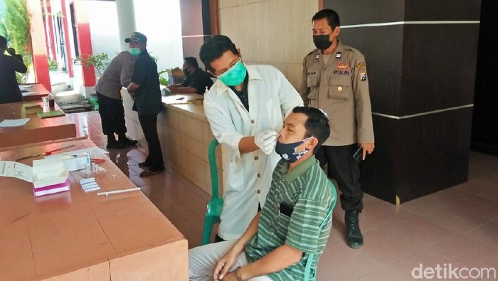 klaster hajatan di banyuwangi