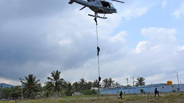 latihan bersama marinir Indonesia dan AS pembebasan sandera
