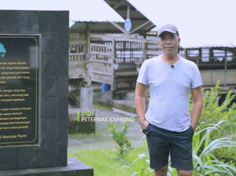 Mantan Manager BUMN Ini Sukses Jadi Peternak Kambing